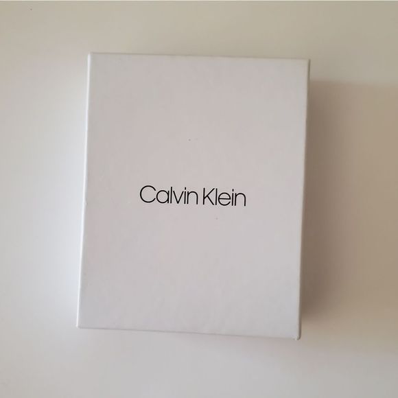 New in box authentic calvin klein real leather men's trifold wallet - Picture 5 of 5